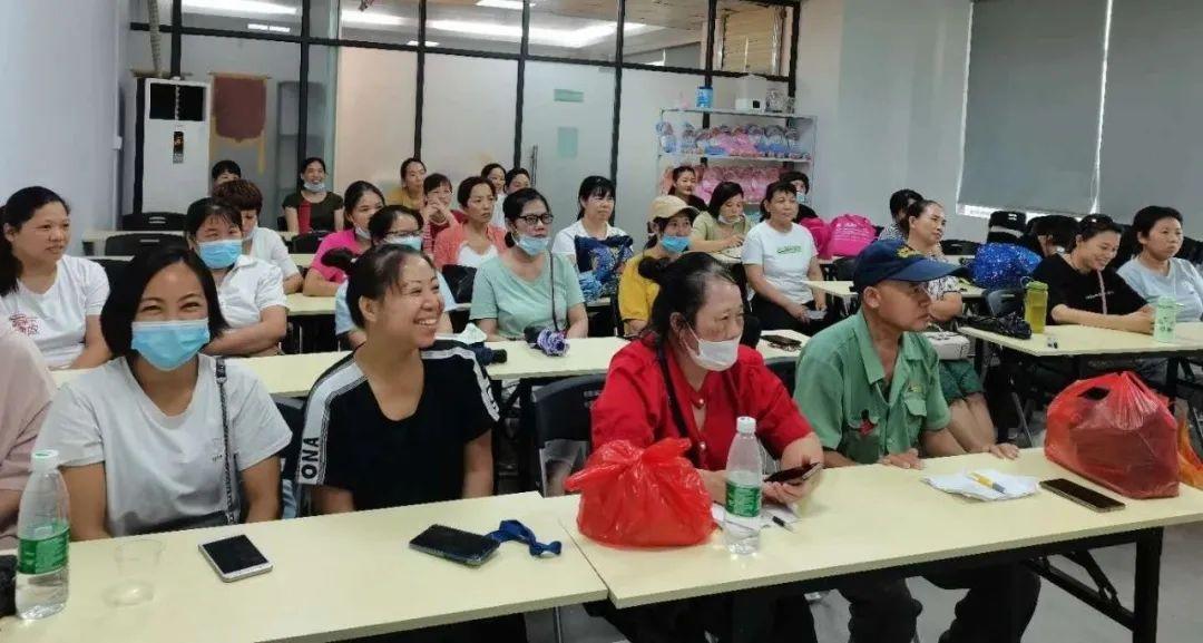 如何使用劳务市场找到保姆