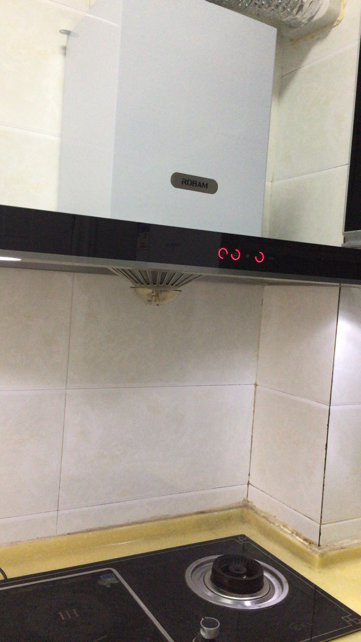 清洗油烟机部件