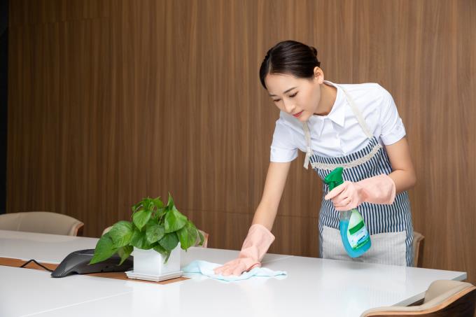 2. 保洁和美容