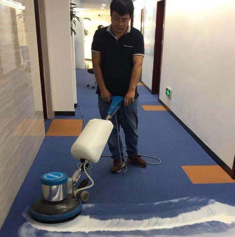 专业的清洁团队