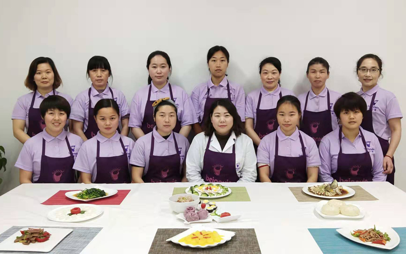 4. XXX月嫂培训学院