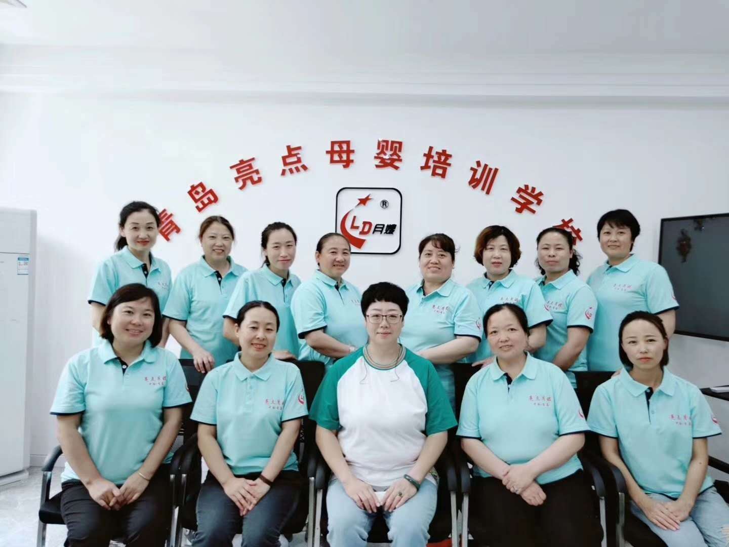 催乳师价格参考