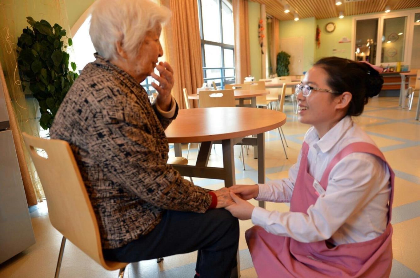 如何选择全职保姆