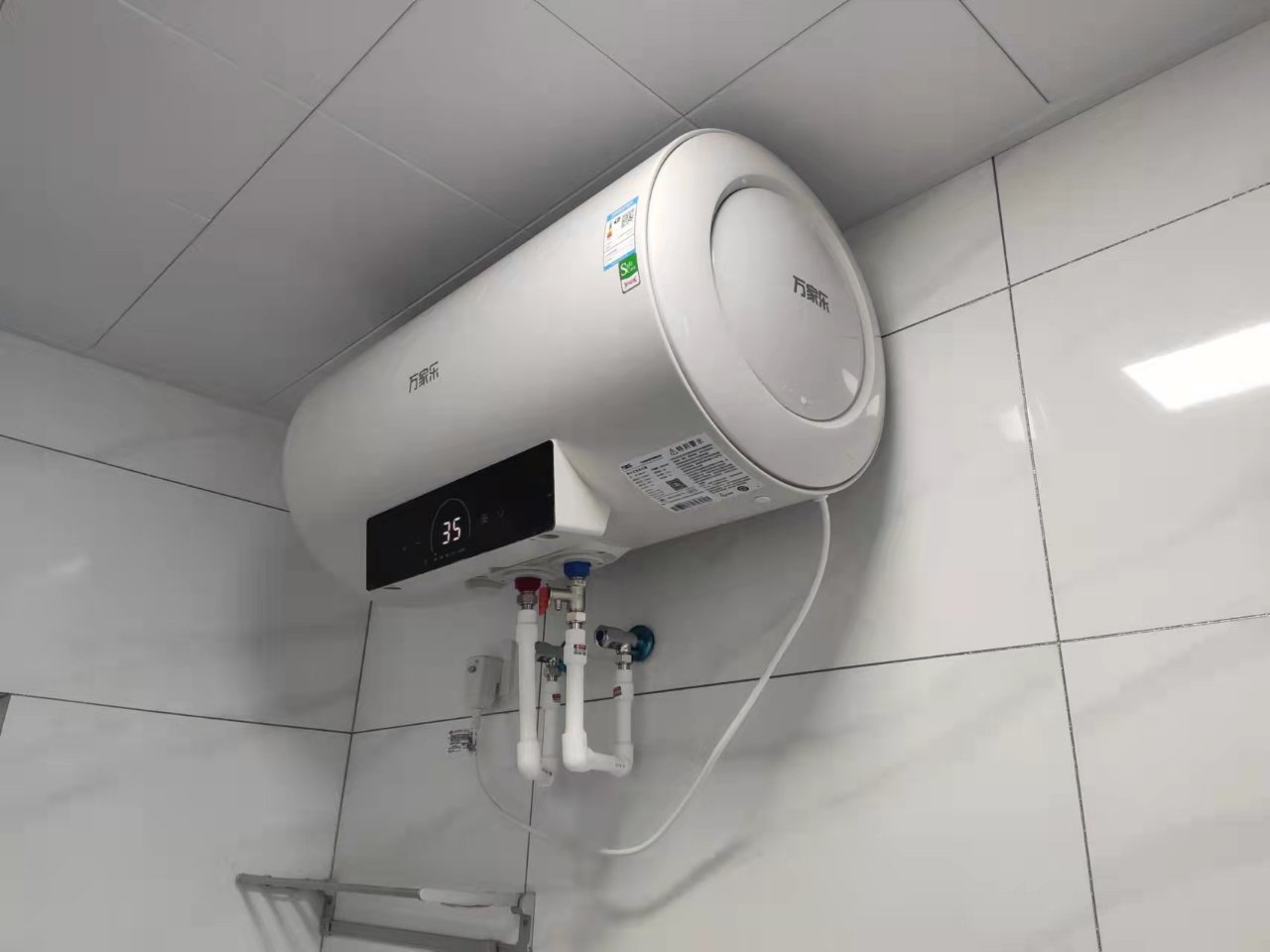 电热水器温控是关键