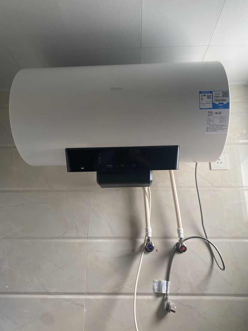1.注意热水器的类型