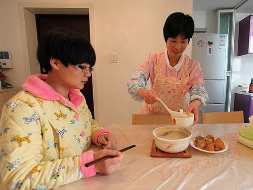 选择合适的保姆