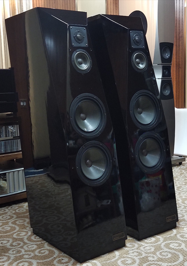 1. Bose