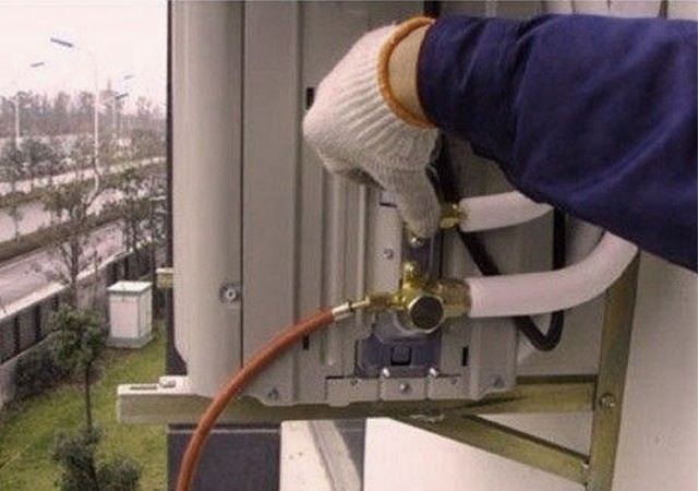加氟价格因素