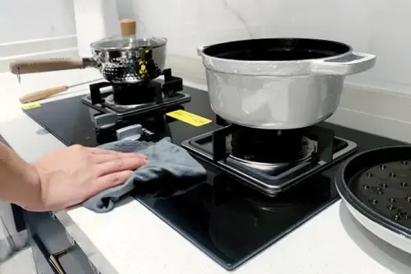 2. 检查点火器是否正常