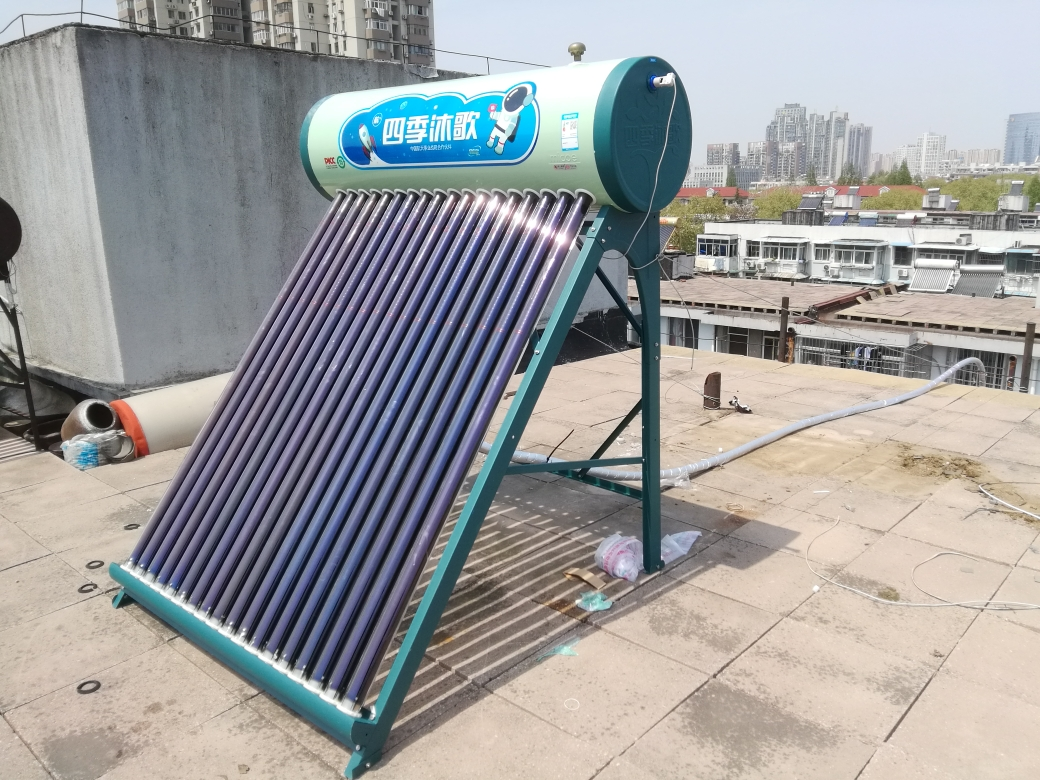 2. XXXX型号太阳能热水器