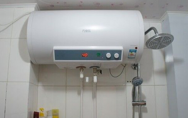 保持电热水器清洁