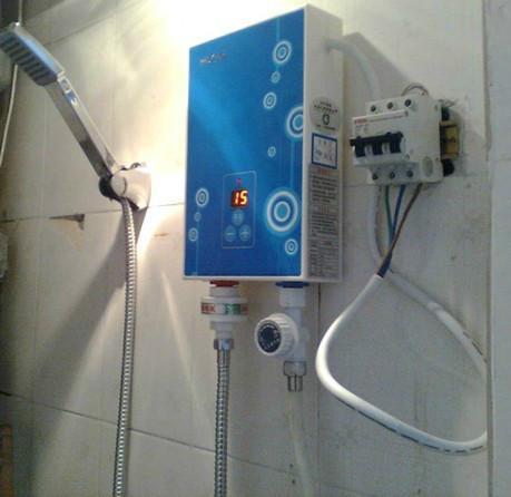 为什么选择能率燃气热水器维修电话？