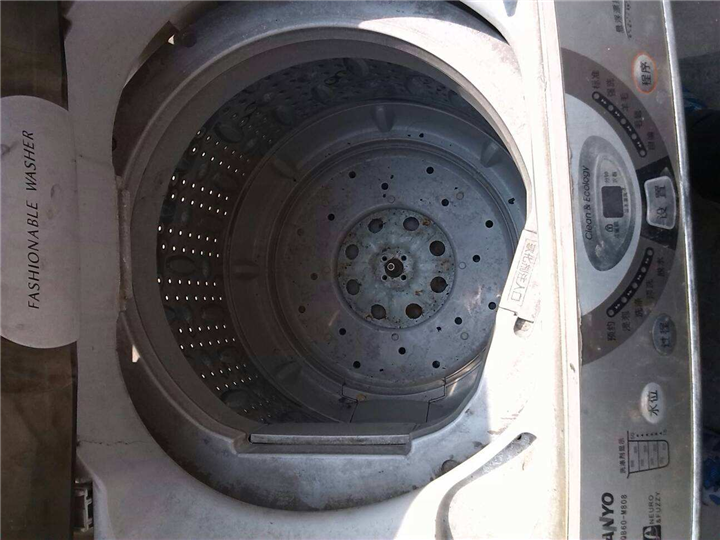 故障二：洗衣机漏水