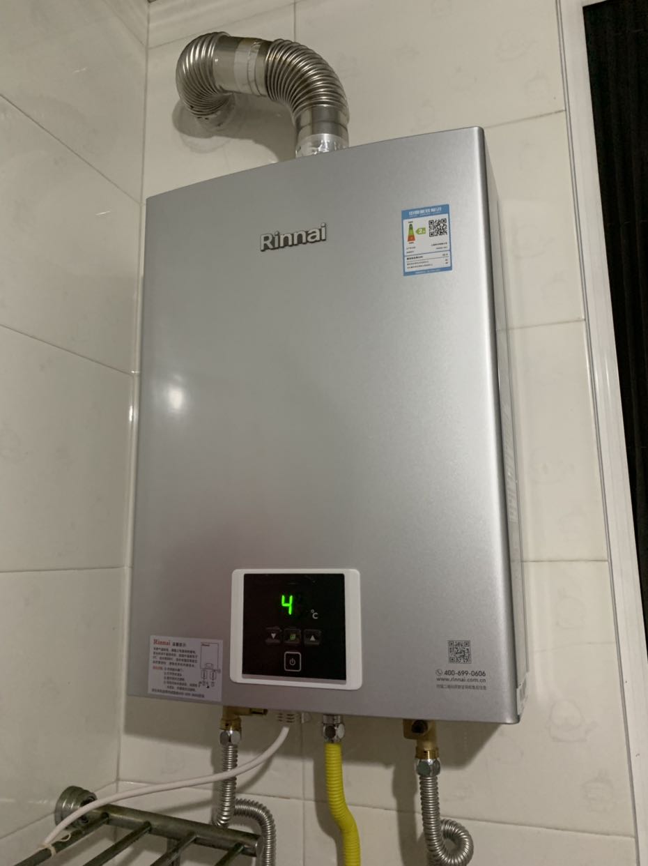 5. 品牌C 燃气热水器