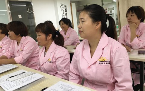 西安月嫂工资待遇价格表(西安月嫂工资待遇价格查询)