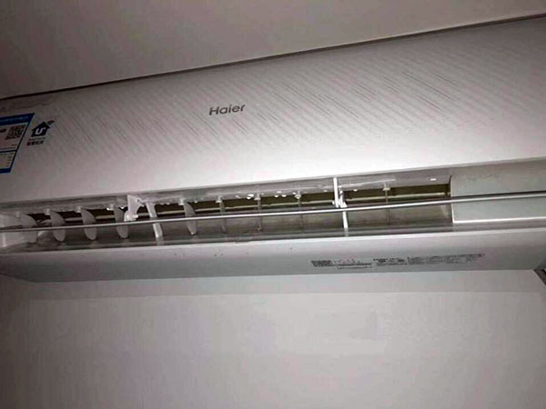 滴水原因三：室内机安装不平稳