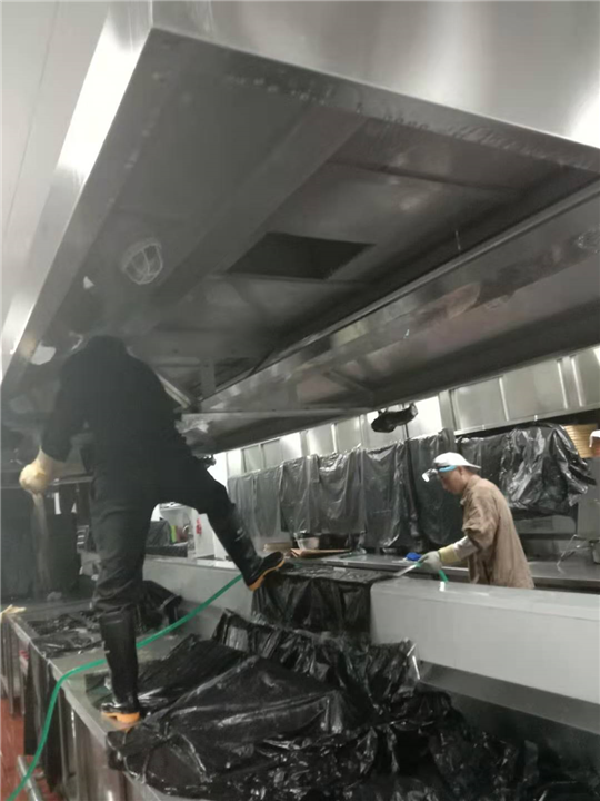 为何选择专业厨房油烟清洗公司