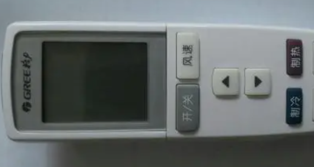 3. 检查空调面板