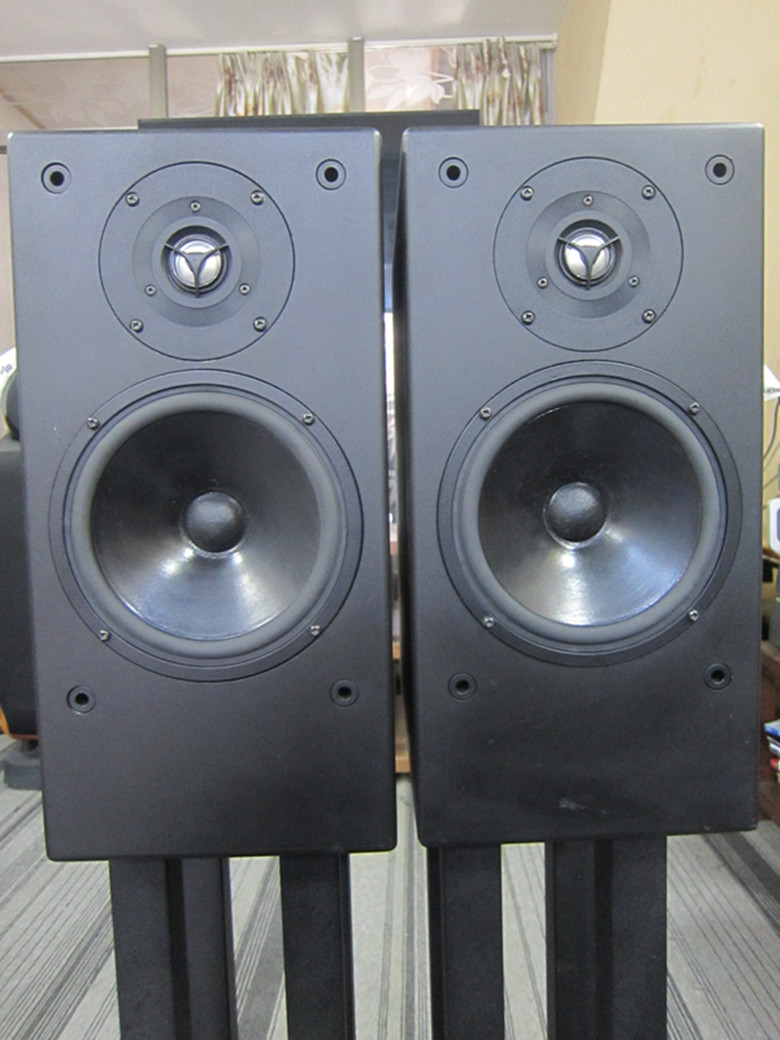 2. KEF