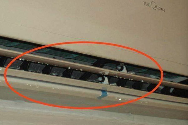 1. 清洁空调滤网