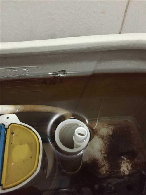 2. 检查水阀