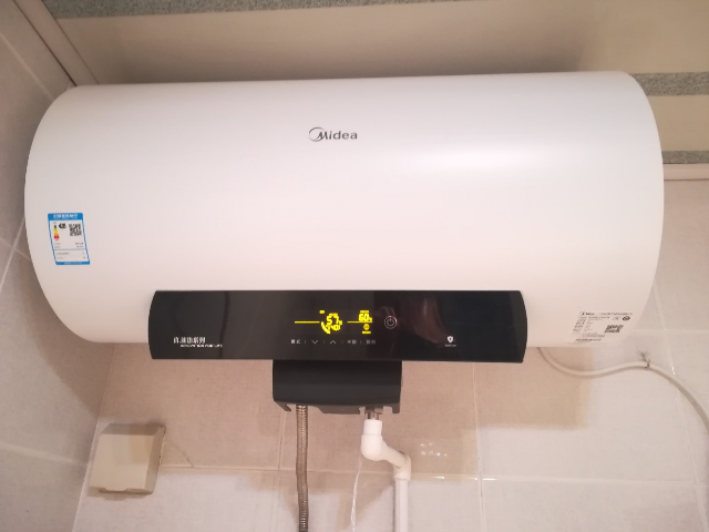 关于美的热水器