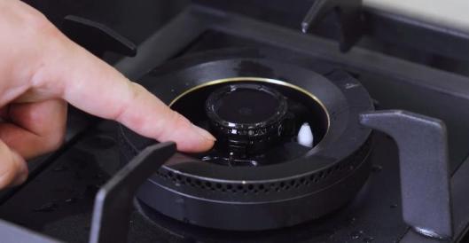 1. 清洁打火器