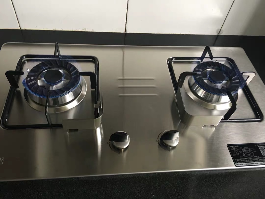 2. 调整打火器位置