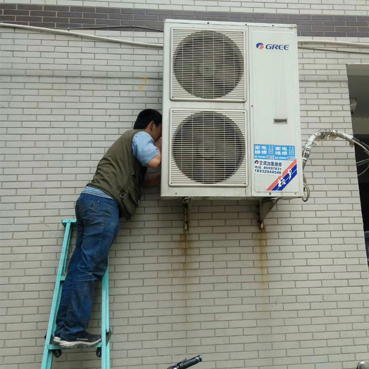 如何选择附近的空调维修师傅
