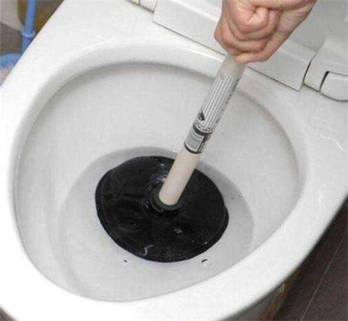 如何快速通畅马桶