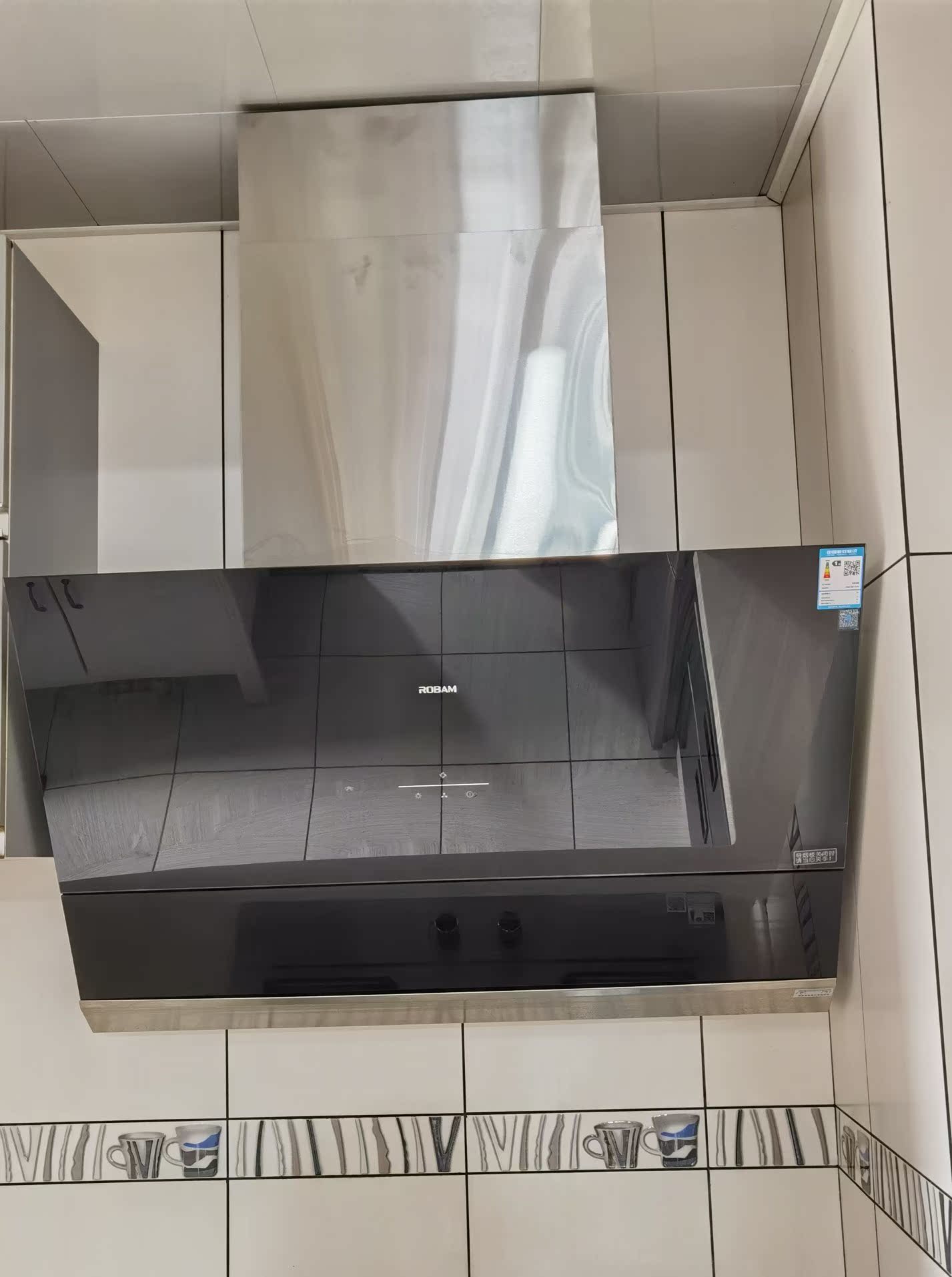 油烟机拆卸方法步骤一：准备工具