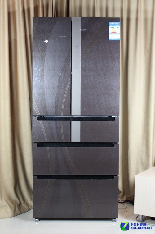 1. 打开冰箱门
