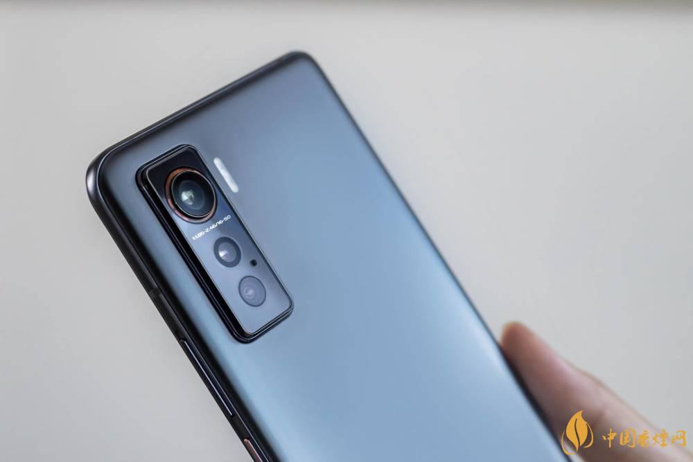 3. 品牌C Z3
