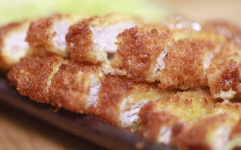 炸大排的做法(揭秘外酥里嫩的美味大排做法)