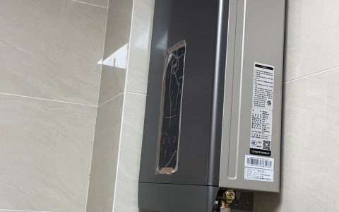 燃气热水器间歇性冷水解决方法(燃气热水器冷水现象)