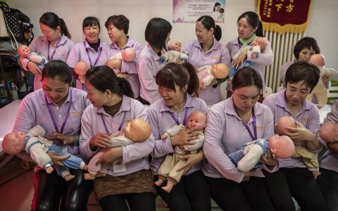 北京学月嫂一般需要多少钱学费(学月嫂费用)