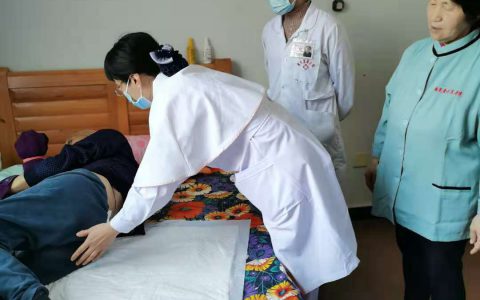 居家陪护老人(居家照顾老人的必要性)