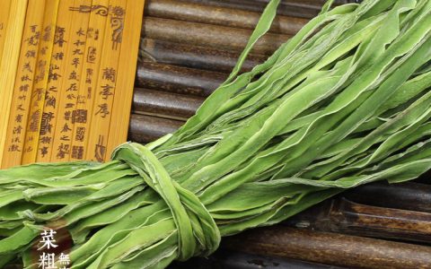 贡菜干要泡多久(如何选购和保存贡菜干)