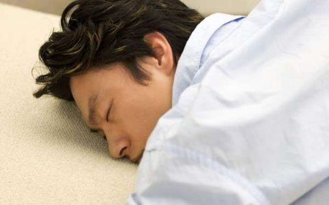 心理不正常的男人表现(如何看待心理不正常的男人行为)