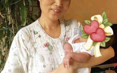 重庆请月嫂哪里好(重庆月嫂服务好不好)