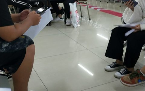 找工作附近上8小时的双休(附近就业，8小时工作制)
