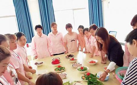 镇江月嫂培训机构在哪里(镇江月嫂培训机构怎么样)