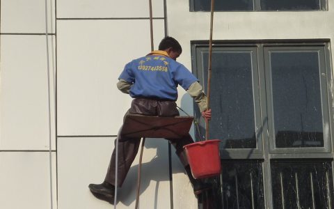 清洗外墙公司选择(清洗外墙的注意事项)
