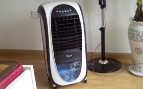 空调扇里面的冰晶怎么使用(冰晶粉体空调扇使用方法)