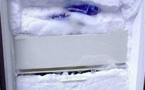 冰箱冷冻室结冰严重怎么快速处理(冰箱冷冻室结冰处理方法)