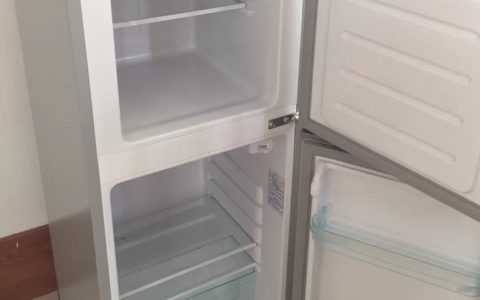 电冰箱冷藏室不制冷的解决方法(电冰箱冷藏室不制冷的原因和解决办法)