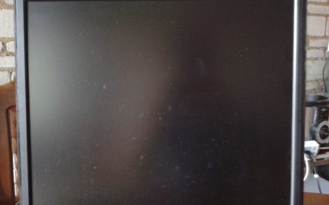 电视黑屏了按哪个键恢复(电视机黑屏解决方法)